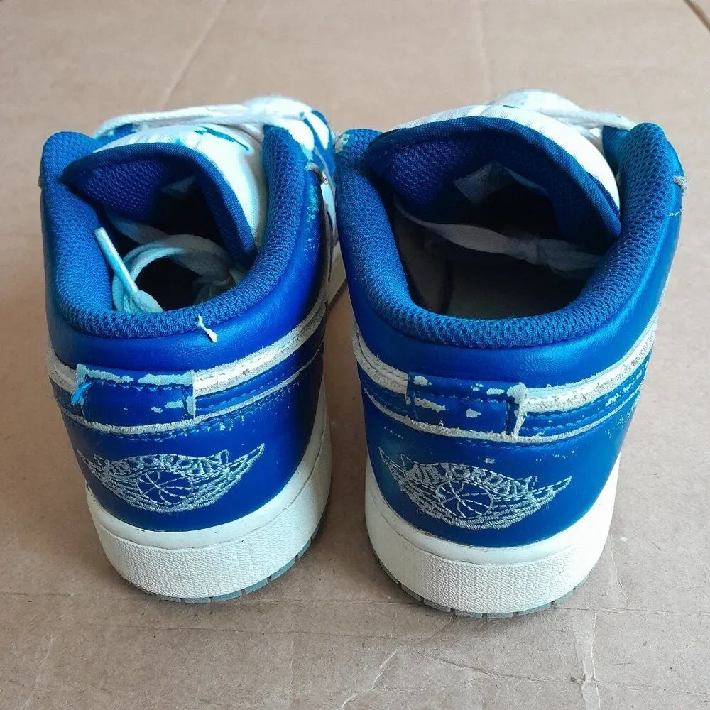 Air Jordan 1 SE Blue and White FN9137-141 Low Top Lace up Sneakers Size 5Y